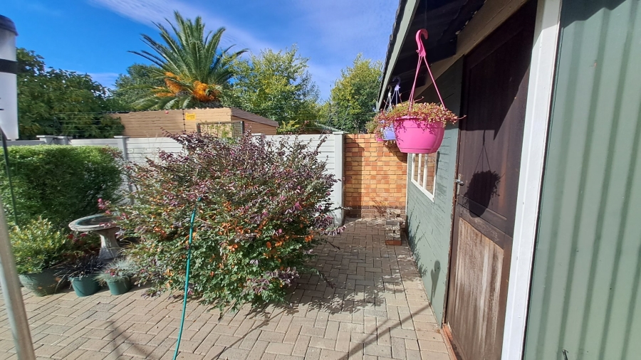 2 Bedroom Property for Sale in Fleurdal Free State